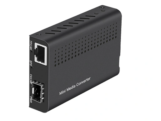 100Base-TX to 100Base-FX Media Converter